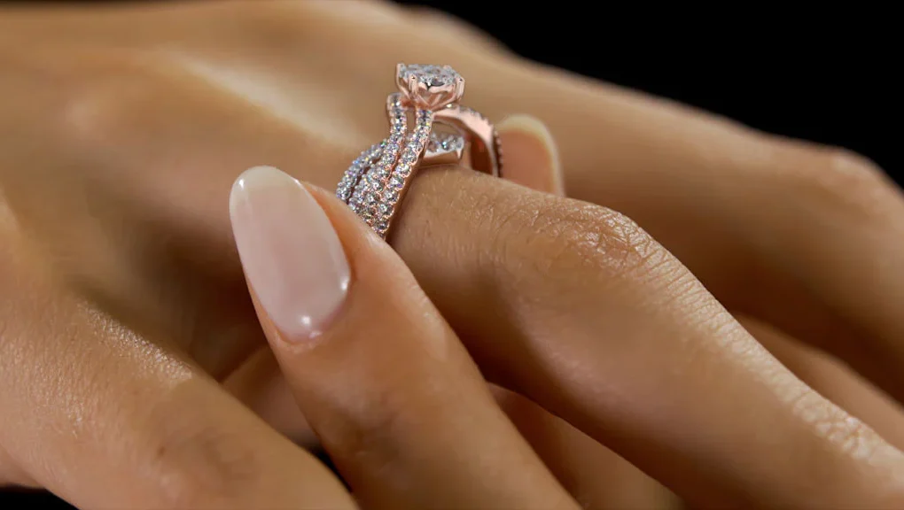 Unique Wedding Bands for Women